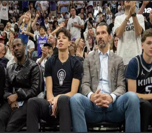 贝林厄姆获,评西甲最佳,成为皇马中,B体育,B体育官网,B体育官方,B体育下载