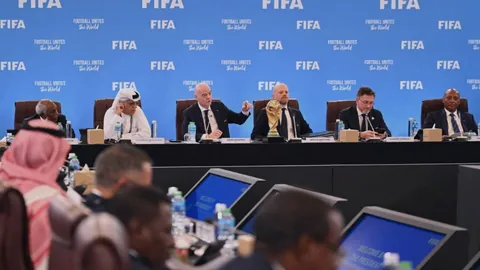 B体育 资讯 111506 80n